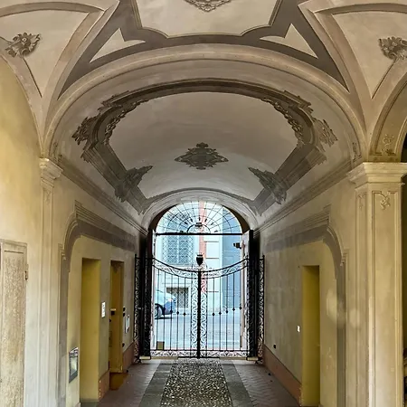 Modern Two-room Behind Ducal Palace
