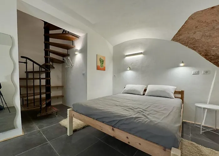 شقة Modern Two-room Behind Ducal Palace *