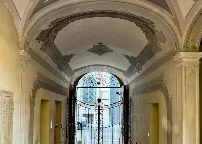 Modern Two-room Behind Ducal Palace