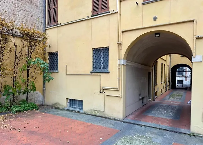 Appartement Modern Two-room Behind Ducal Palace Modena