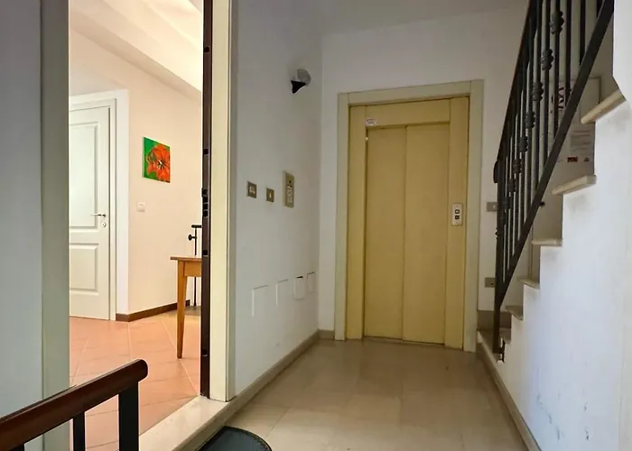Modern Two-room Behind Ducal Palace Apartment Modena