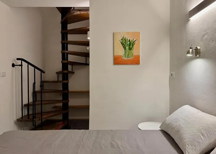 Modern Two-room Behind Ducal Palace Apartment Modena